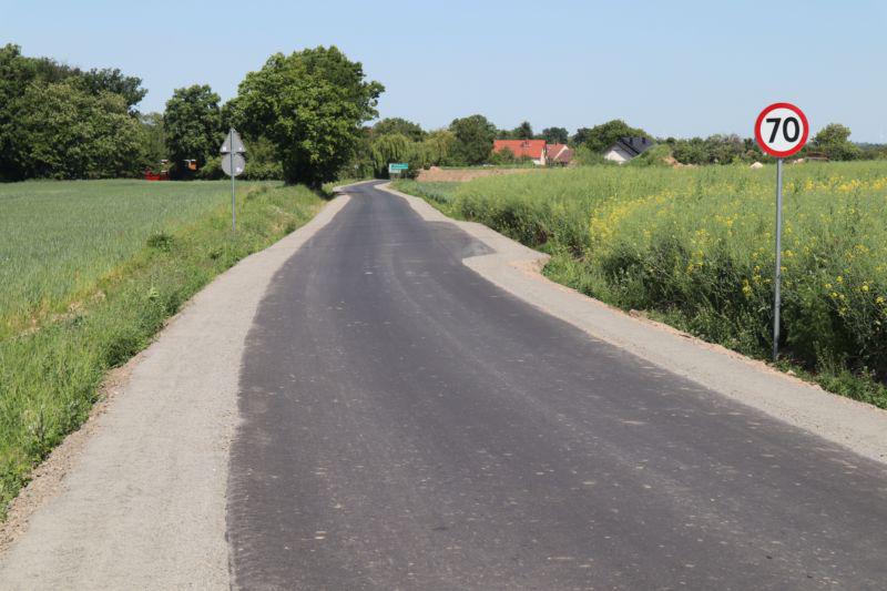 Dzieki Polskiemu Ładowi w Krotoszycach przebudowano gminne drogi