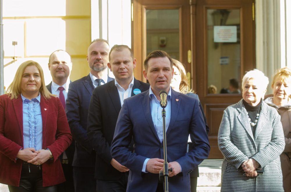 Kampania wyborcza na finiszu. Poselskie poparcie dla Krzysztofa Nestera (FOTO)