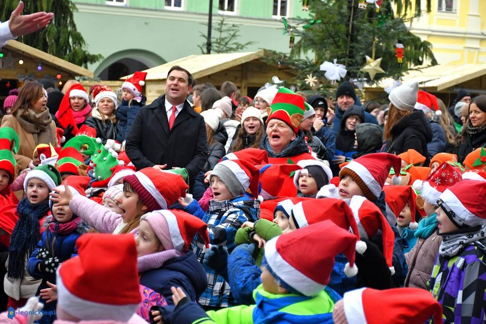 Parada elfów rozpoczęła jarmark w Jaworze (FOTO)