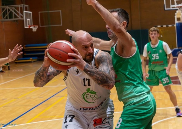 Tytan Jawor wraca do gry. 