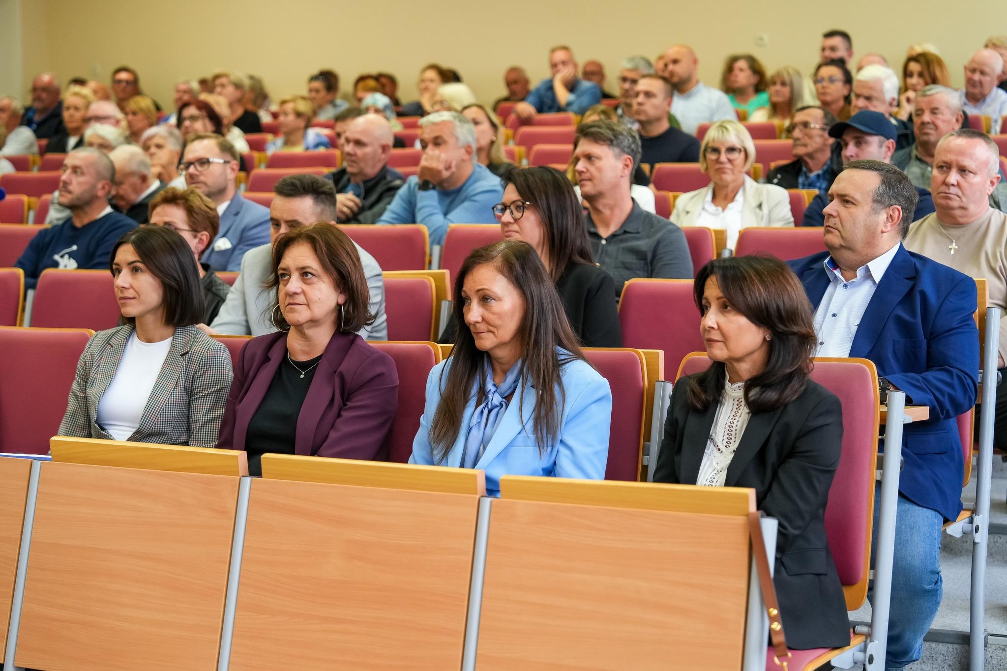  Tak wygląda wspólnota i samorządność. Ogromne zainteresowanie spotkaniem z burmistrzem ...