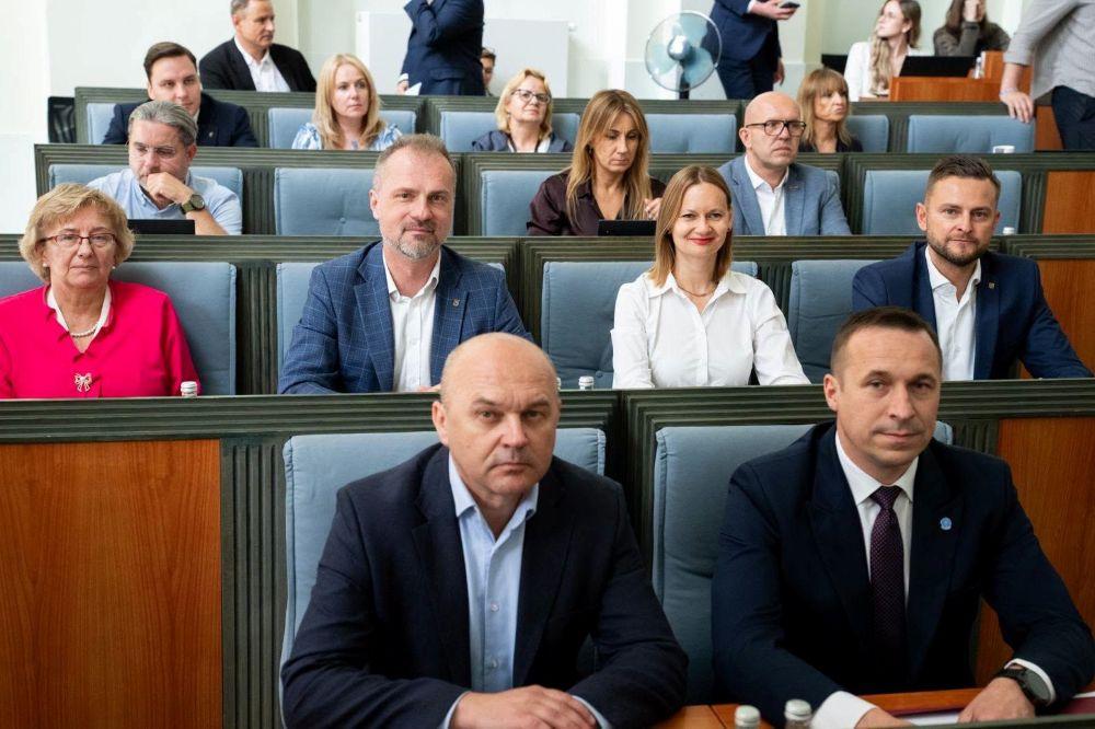 Wsparcie Sejmiku dla sportowych inwestycji w samorządach LGOM