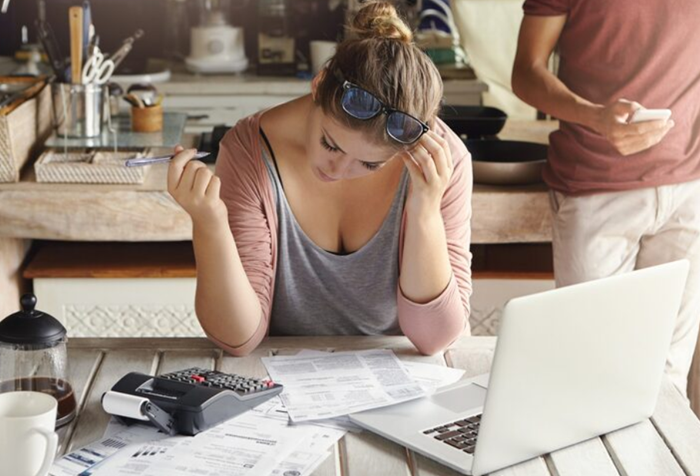 Jak wyjść ze spirali zadłużenia?