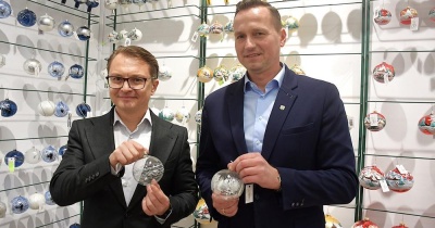 Kuroń, rekord i dzień kupca