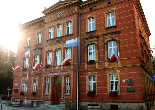 Chojnów zmodernizuje scenę na Wzgórzu Chmielowym. Powstanie amfiteatr z widownią i darmowym Wi-Fi