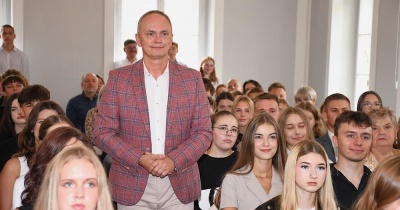  Stypendia dla uczniów i absolwentów szkół (FOTO) 
