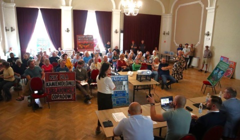 Rośnie protest przeciwko inwestycji zagrażającej Krainie Wygasłych Wulkanów