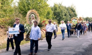 Dożynki Gminne w Jezierzanach. Będzie wielkie święto plonów i pojedynek sołectw!
