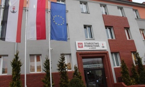 Remonty „domów dziecka” pod lupą radnych. Jest odpowiedź starosty lubińskiego