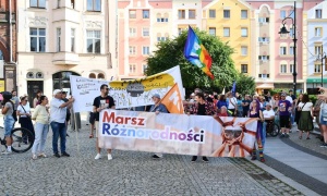 Marsz Różnorodności w Legnicy (FOTO)