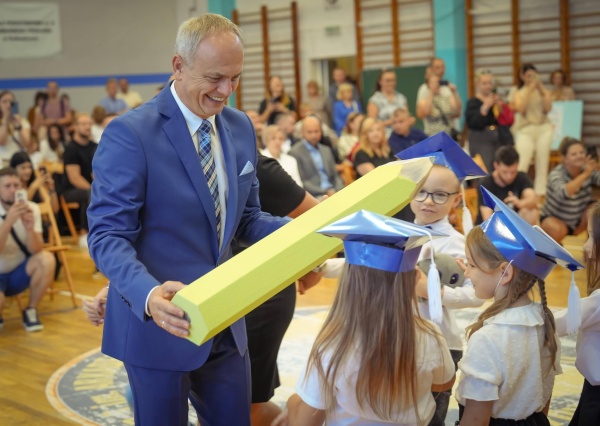 Słonecznie powitali szkołę 
