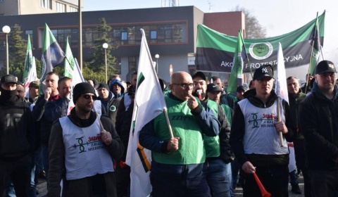 Załoga „PeBeKi” zadecyduje w referendum o strajku