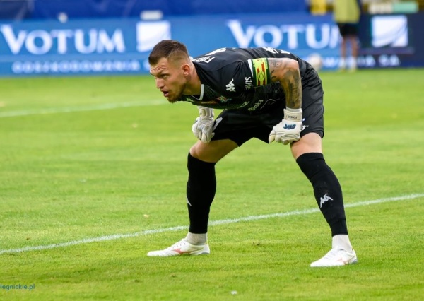 W Legnicy zamurował bramkę. Konrad Forenc bohaterem Podbeskidzia