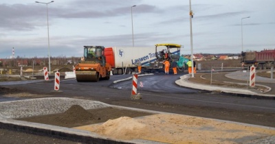 Trwa budowa ronda na Jaworzyńskiej