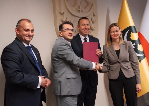 Umowa na przebudowę rowów melioracyjnych podpisana