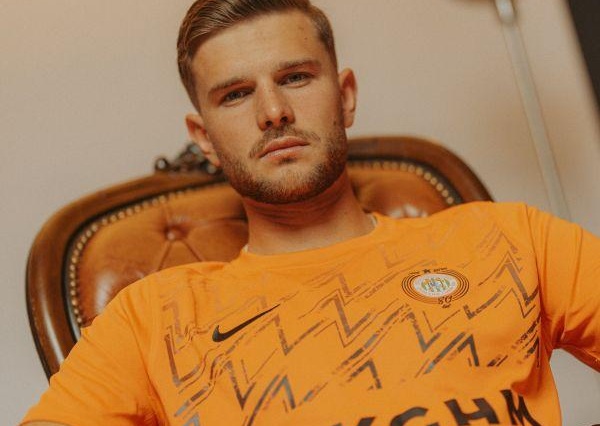 Zbrojenia KGHM Zagłębie: Filip Szymczak nowym piłkarzem Miedziowych !