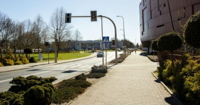 Nowa sygnalizacja świetlna przy galerii Cuprum Arena