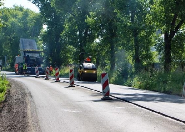 Postępują prace przy przebudowie ul. Złotoryjskiej