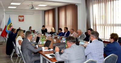 Absolutorium i wotum zaufania dla Zarządu Powiatu Legnickiego (FOTO)