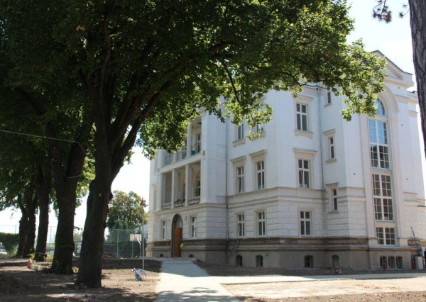  Centrum Usług Społecznych w Chojnowie na finiszu! Burmistrz Jan Serkies dopina wielką inwestycję