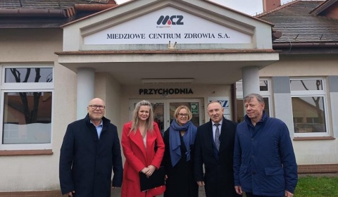 Stomatolog dziecięcy przyjmuje w przychodni w Rudnej