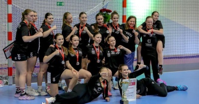 Młodziczki UKS Dziewiątki Legnica WICEMISTRZYNIAMI Polski !
