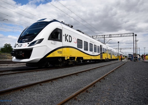 Kolejowy hit 2027? Wrocław bliżej Berlina - ruszają nowe połączenia Kolei Dolnośląskich do Chociebuża!