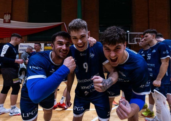 Siódemka Miedź nie dała szans beniaminkowi