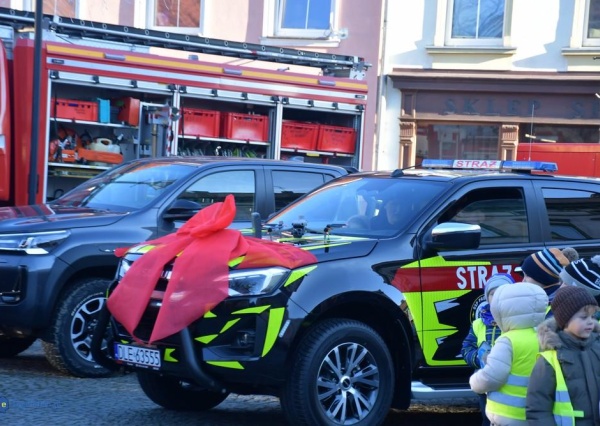 Strażacy na prochowickim Rynku (FOTO)