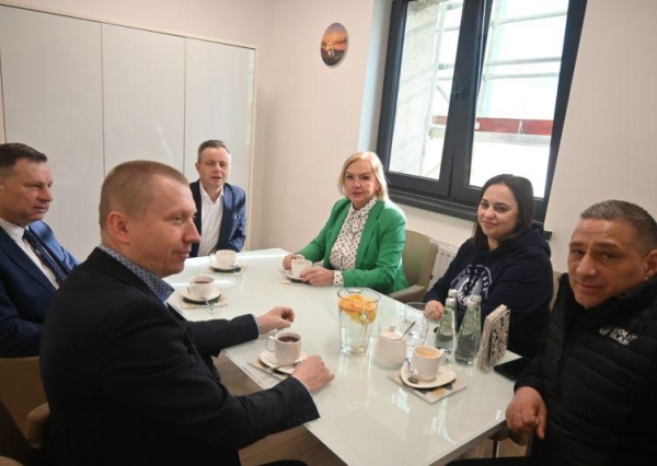 Rozmawiali o wężle autostradowym 