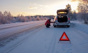 Auto Assistance w zimie – co warto wiedzieć o pomocy drogowej?