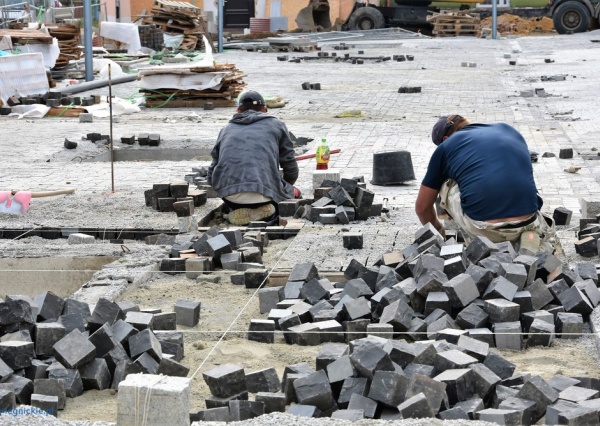 Pięknieje centrum nad odrzańskiego miasta (FOTO)