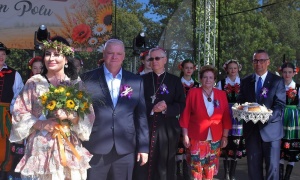 Dożynki Gminno-Diecezjalne w Legnickim Polu przyciągnęły tłumy (FOTO)
