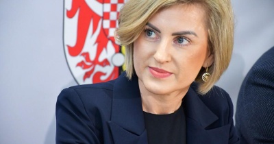 Była starosta wróci do gry? Aneta Kucharzyk może jeszcze namieszać w wielkiej polityce