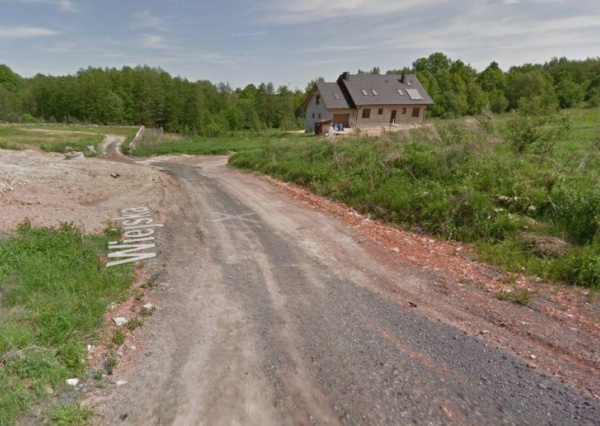 Do przedszkola przez prawdziwe wertepy