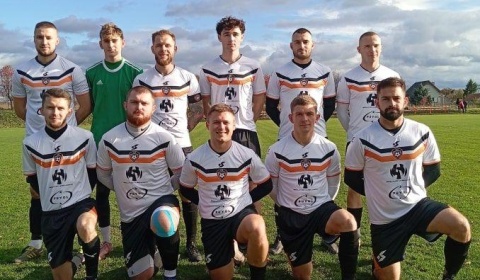 Komorniki nie myślą o kapitulacji