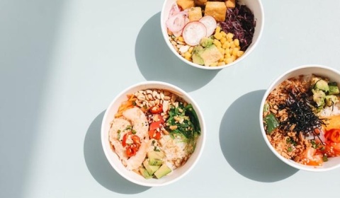 Dieta pudełkowa w Legnicy — jak wybrać catering, który naprawdę zmieni Twoje nawyki żywieniowe?