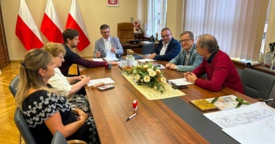 Podpisanie umowy na realizację inwestycji w Powiecie Legnickim