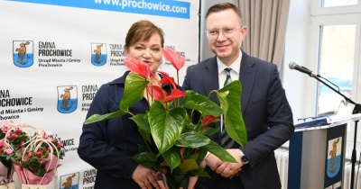Dwukadencyjność wyborczym pretekstem? Morawiecki puszcza oko do PSL...