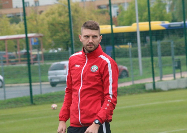 15.kolejka 3 ligi: Miedziowi sforsowali Wartę a Górnik przegrał z Chłodem