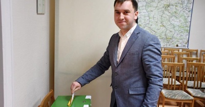 Zarząd Powiatu Złotoryjskiego w komplecie. J.Jagiełło wchodzi do gry