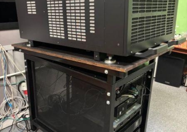 Kino Muza w nowej jakości z nowym projektorem 4K