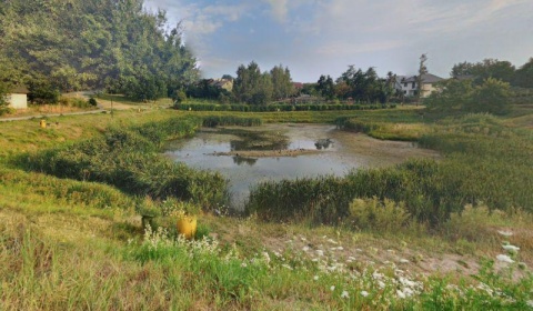 Lampa zaczęła świecić, ale dopiero po kolejnej interwencji