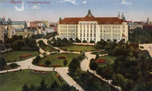 Spacer historyczny po kurii biskupiej