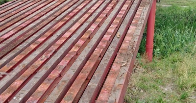 Dwie kładki zamknięte! Piesi muszą zmienić trasę. Ruszył remont za blisko 300 tys. zł