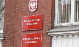 Prokuratura bierze pod lupę Miedź. Chodzi o mecz z Wisłą Kraków i niewpuszczenie na trybuny kibiców gości
