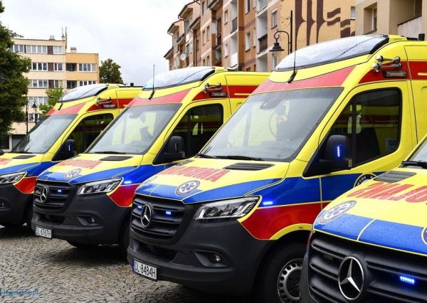 Alert w pogotowiu. Dwóch ratowników z Lubina zwolnionych po wykryciu amfetaminy