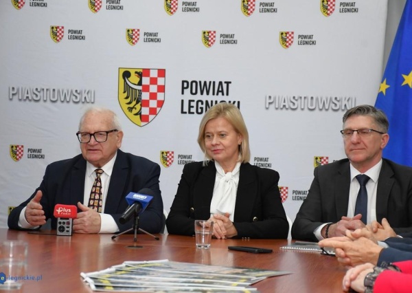 Powiat Legnicki remontuje zabytki z pomocą ministerstwa (FOTO)