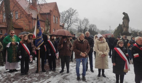 Oddali hołd zesłańcom Sybiru. Uroczystości w Prochowicach