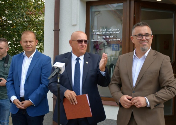 Horbatowski otworzył biuro i mówi: „Tu mają przychodzić mieszkańcy”(FOTO)